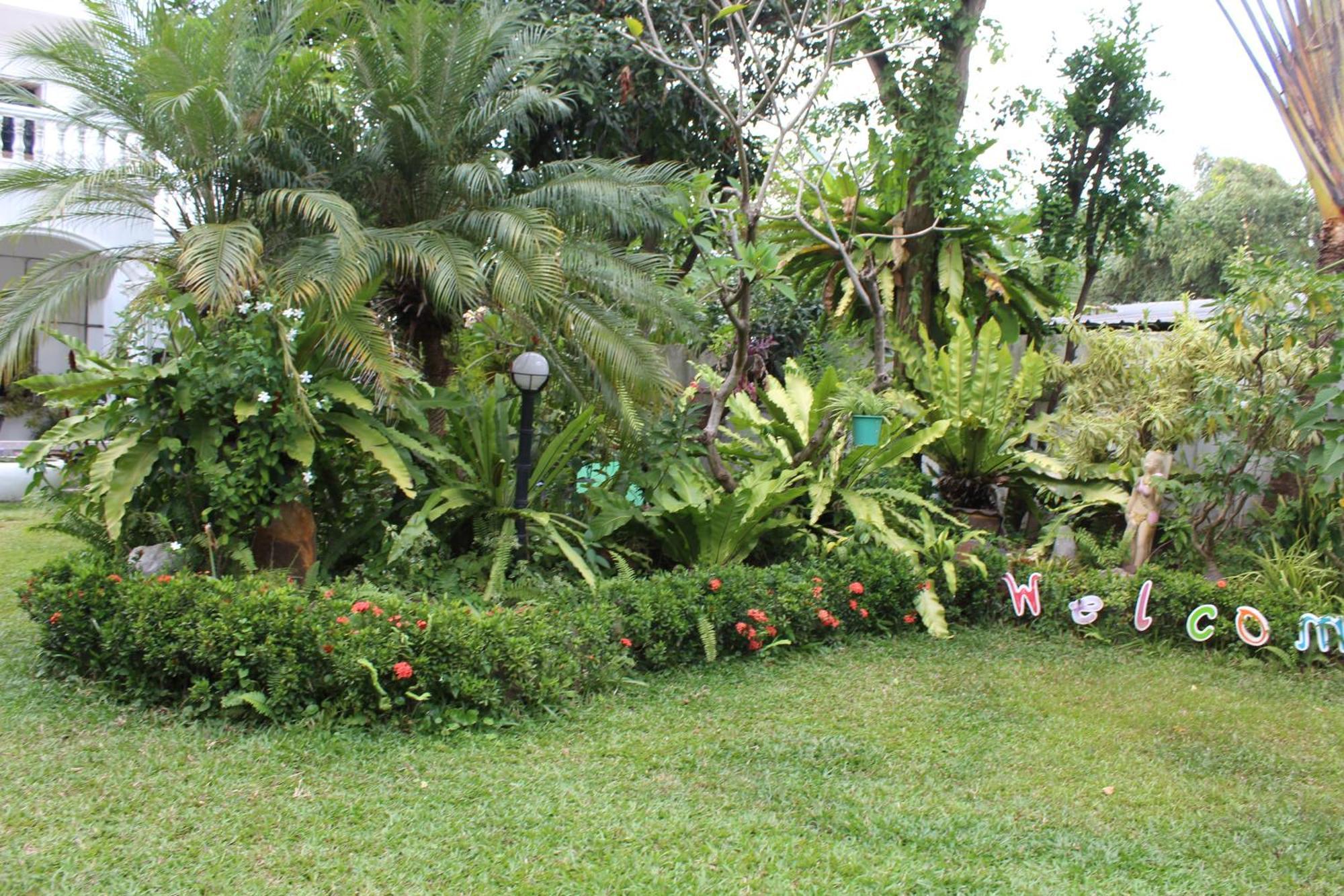 White Elephant Resort Surin Eksteriør bilde