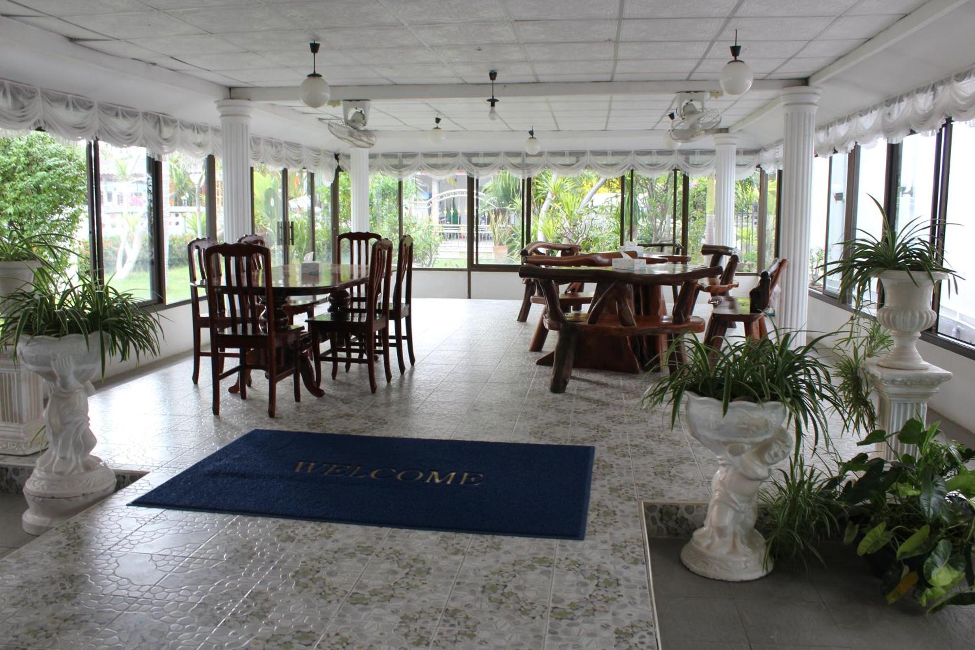 White Elephant Resort Surin Eksteriør bilde