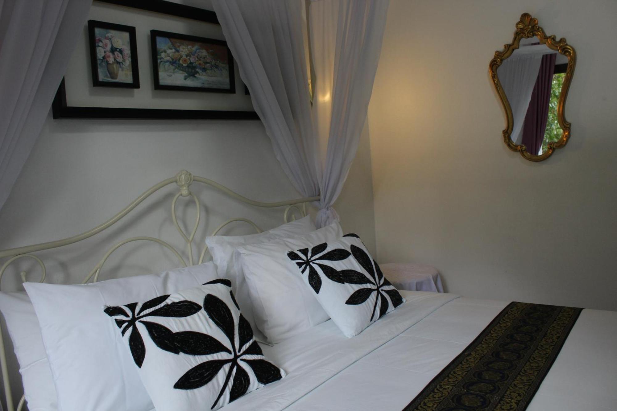 White Elephant Resort Surin Eksteriør bilde