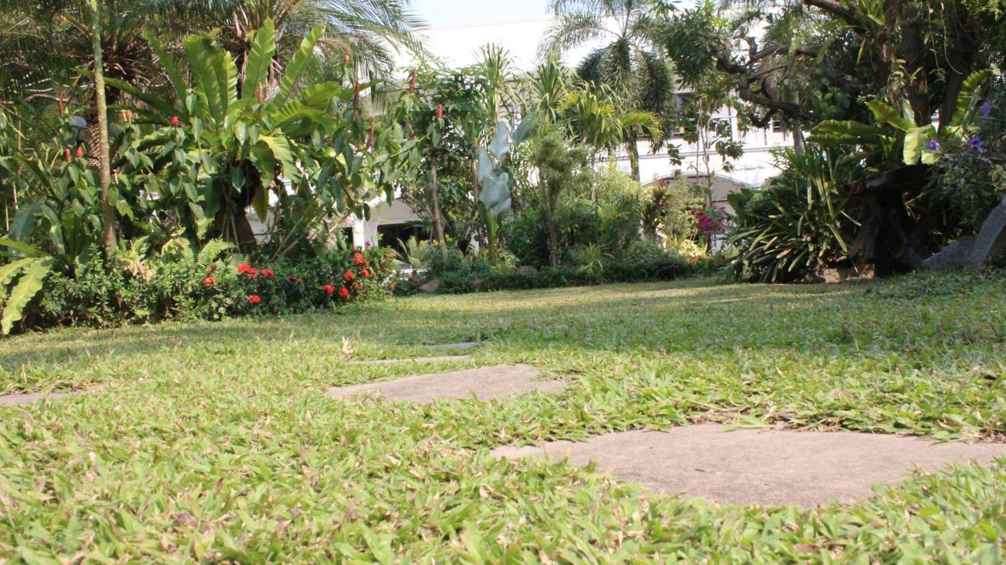 White Elephant Resort Surin Eksteriør bilde